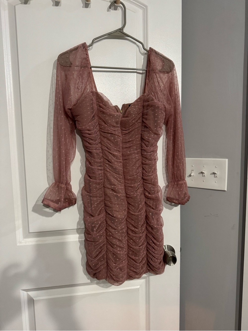 Haute Monde Ruched Dot Mesh Mini Dress in Dusty Rose size medium